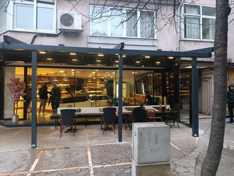 Pergole Tente Yaşam Pastanesi